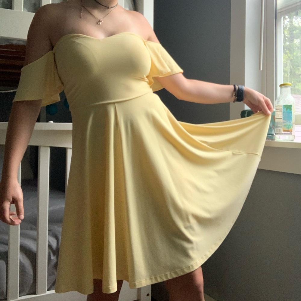 Pastel Yellow Formal Dress